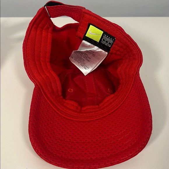 Nike Kids Red & Black Mesh Cap Sporty Ball Hat Boys Baby Size 12mo - 24mo - Picture 4 of 6